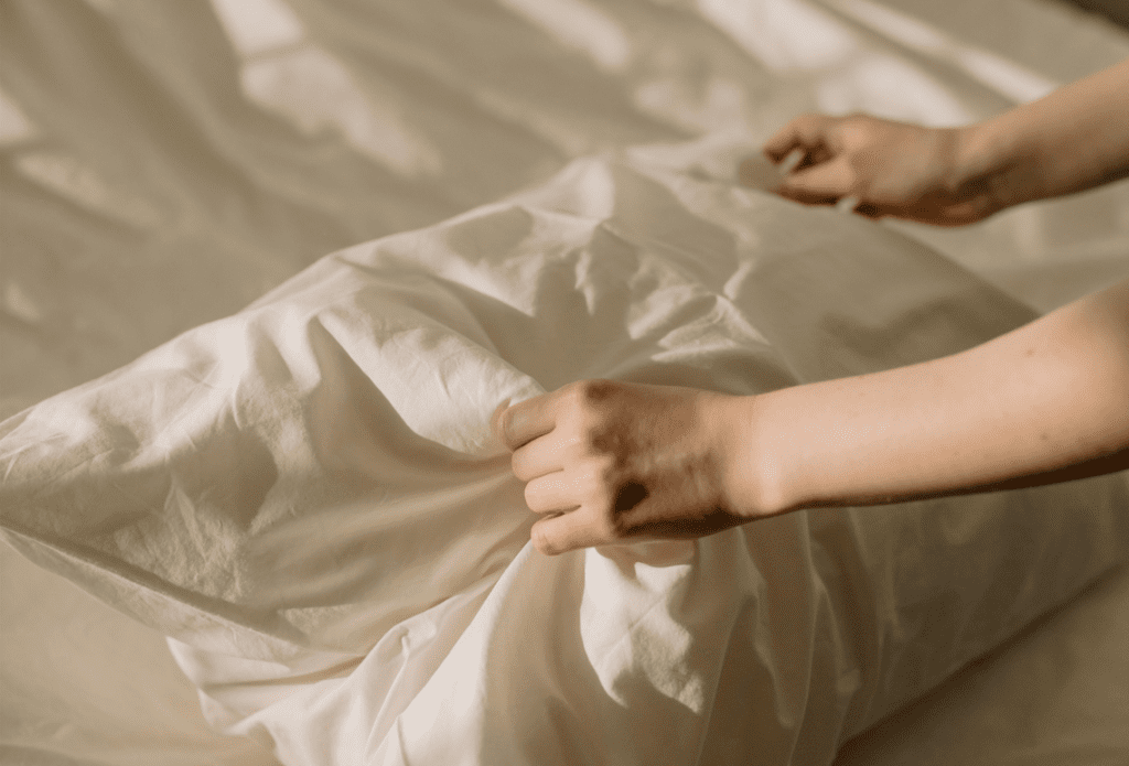 How to Hump a Pillow