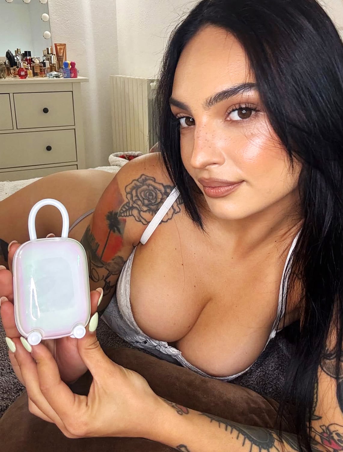 Customer testimonial by waleryasg__ - BeYourLover